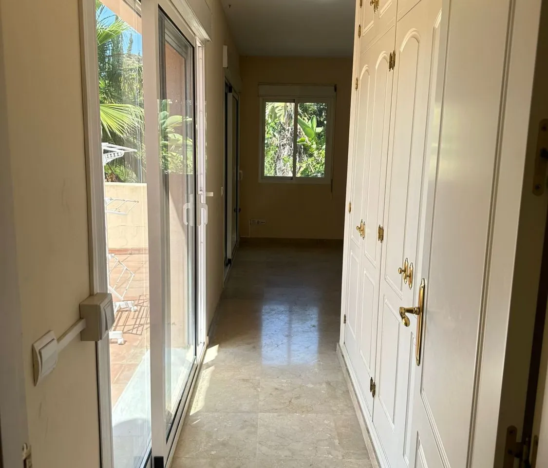 1a579c18-d902-4a79-a5ff-941de0610cdb