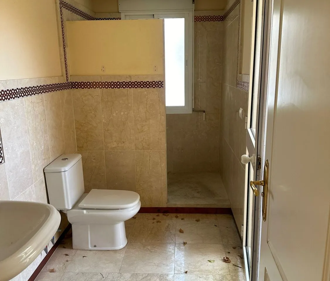 4fc64467-bb04-44a1-937e-4e0b825d2a7d