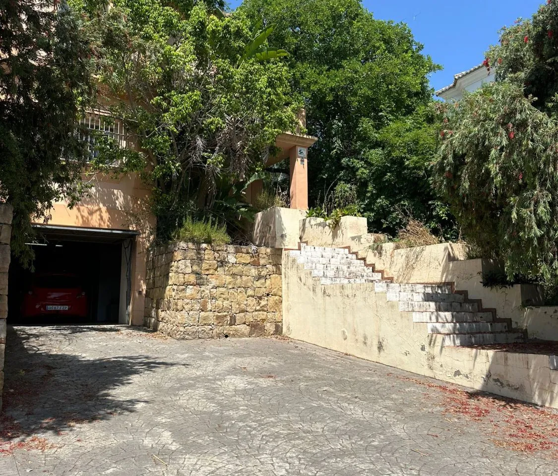 5f7539ee-ad34-4b61-91b7-55a866d7d6bf