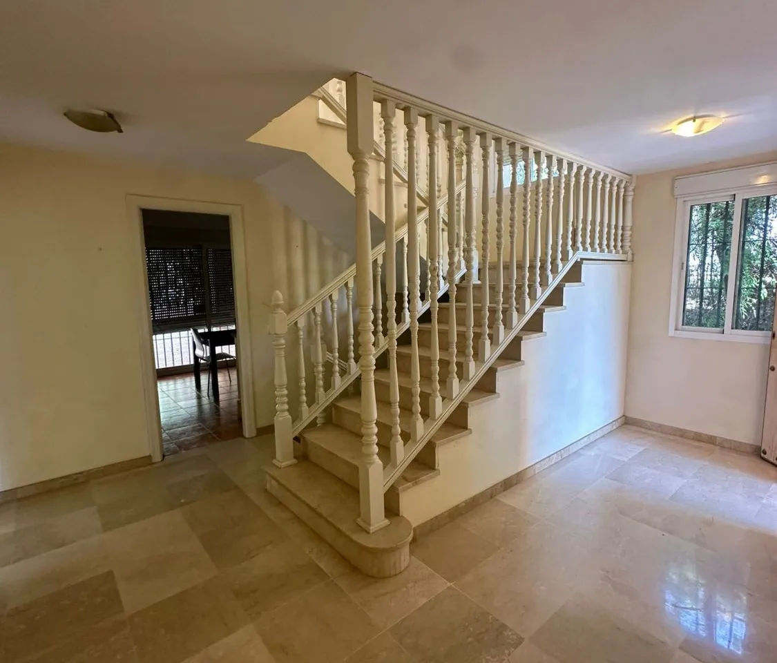 ea301e71-f043-4479-ab7d-bed5c4c73a92