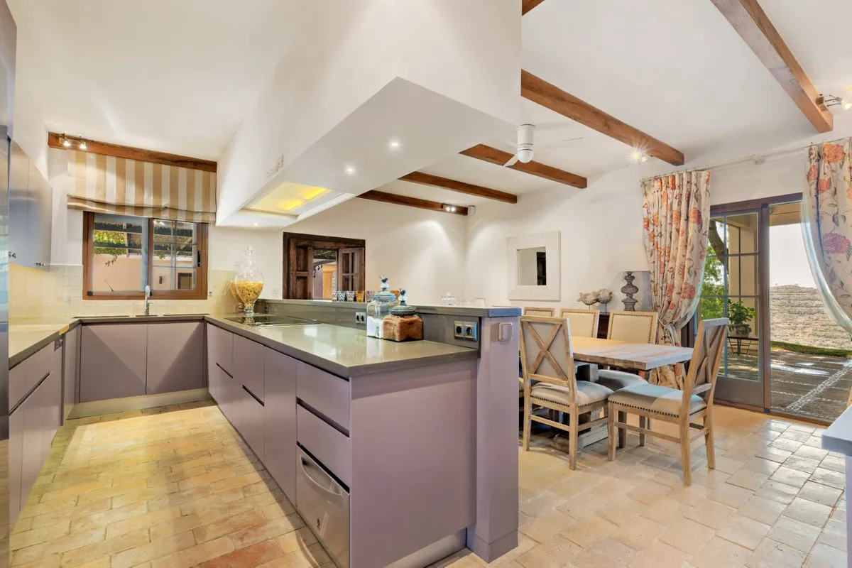 5905212d-53a9-49b2-b54f-0f17e03a3c9b