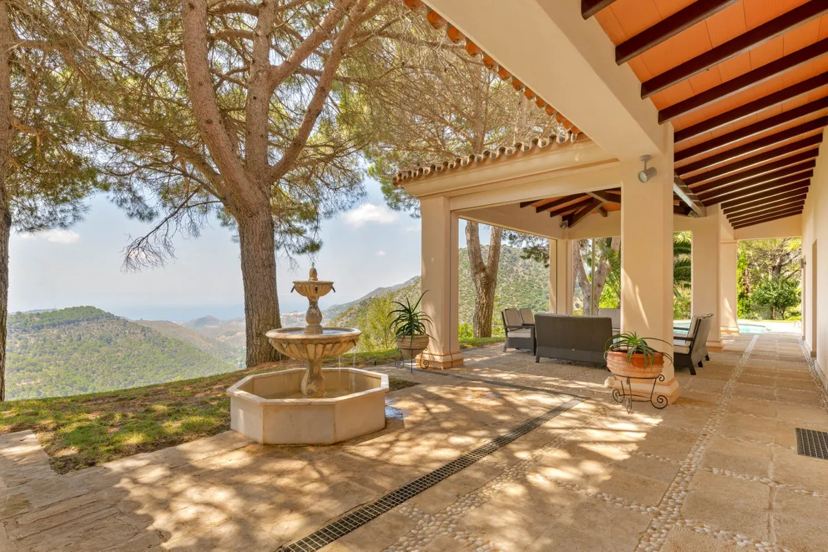 852b6b9a-f64f-48a0-b9d7-61e088ddea7e