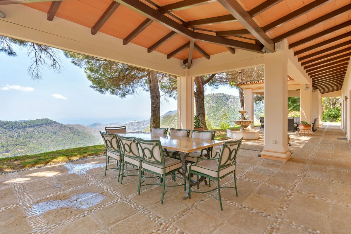 8a26c224-eabb-4584-9149-3f9fef9af576