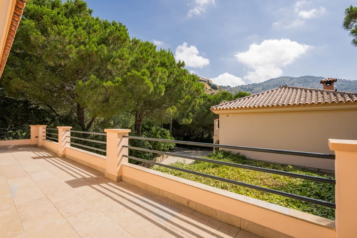 e082a85b-e4a7-49cc-91bc-11d7f43c92f5