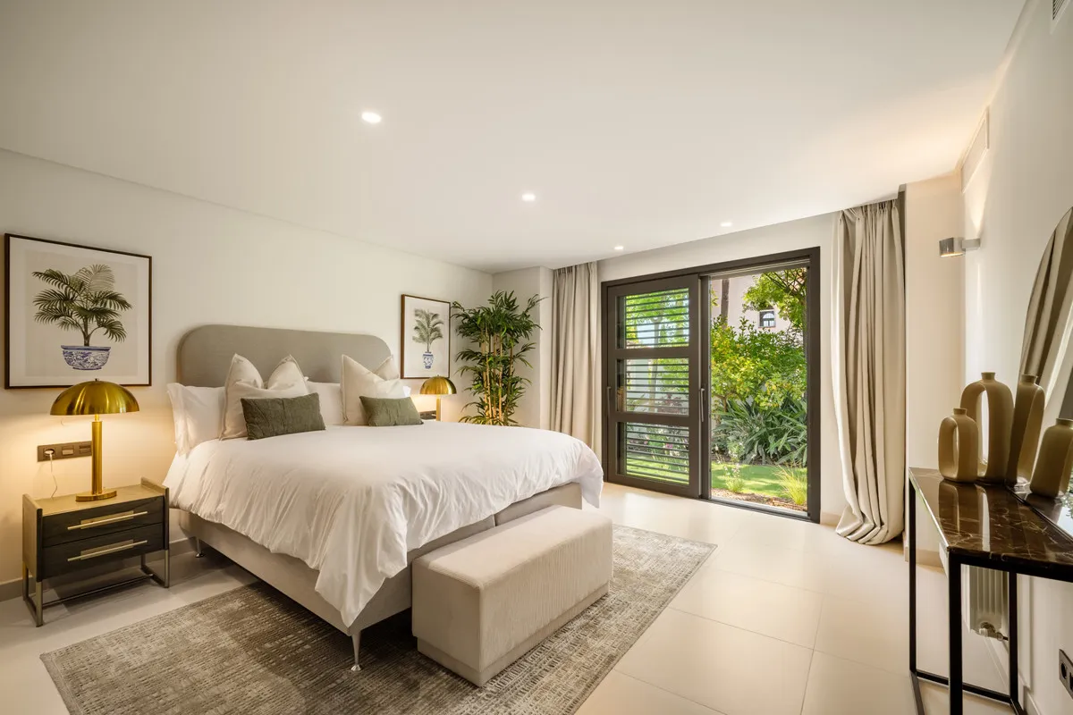 64f5b863-b621-4979-a79a-1656a87ce958