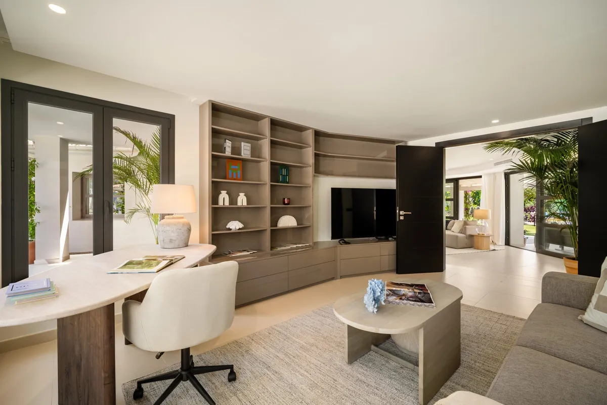 a270262f-c8f9-43d0-825f-4bb454c7b748