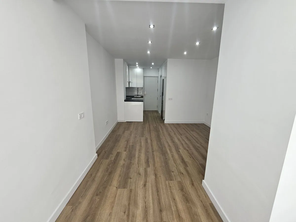 5f185f42-1d2f-46f7-80bb-ae38eec1046b