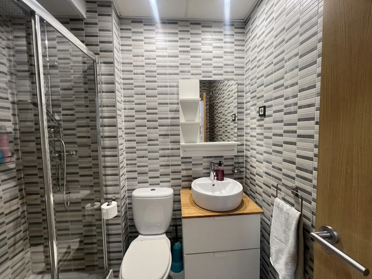 b54d851e-d12b-4d44-b6a2-ad2567976968