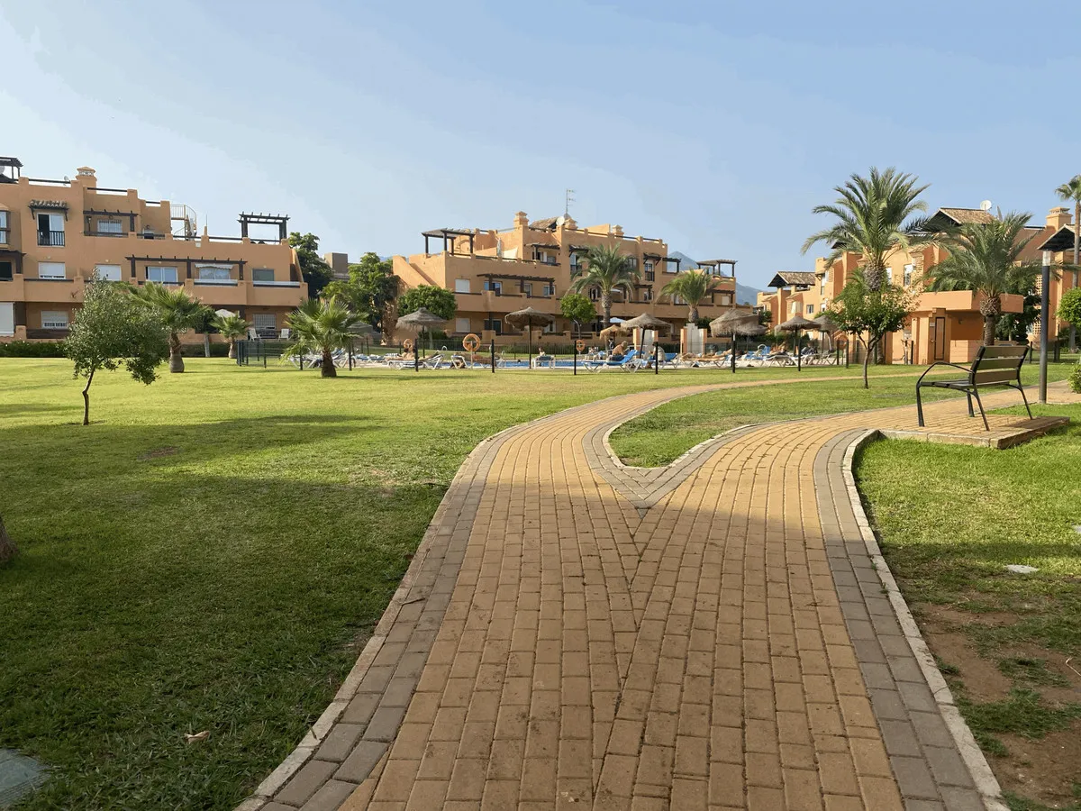 9bee9ce0-6bf3-4105-b315-7c0712d71f61