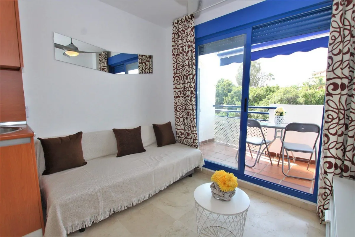 ad40ad05-8a99-4c36-8cfe-905ec8e75f76