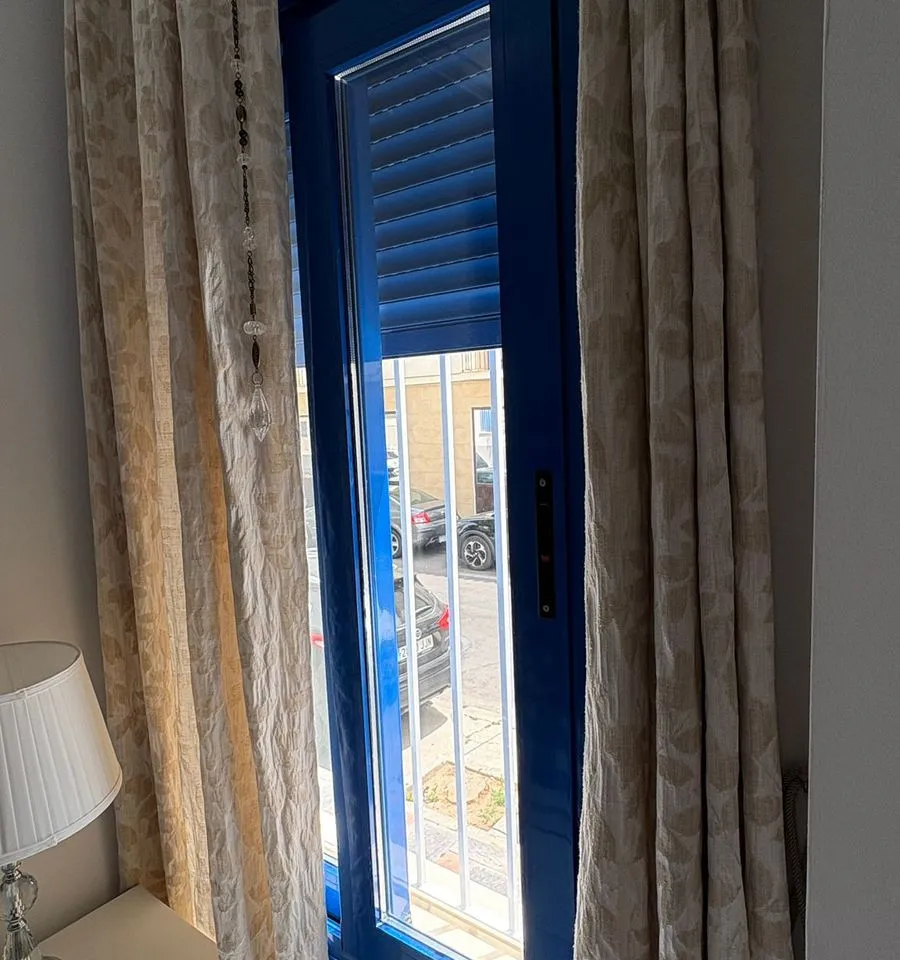 54febc74-8900-4c8a-a5d6-fc8bc961dd7c