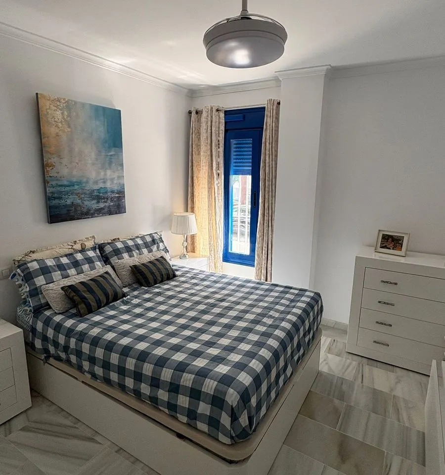 71cff3d8-764b-42f8-9e80-c126517587dc