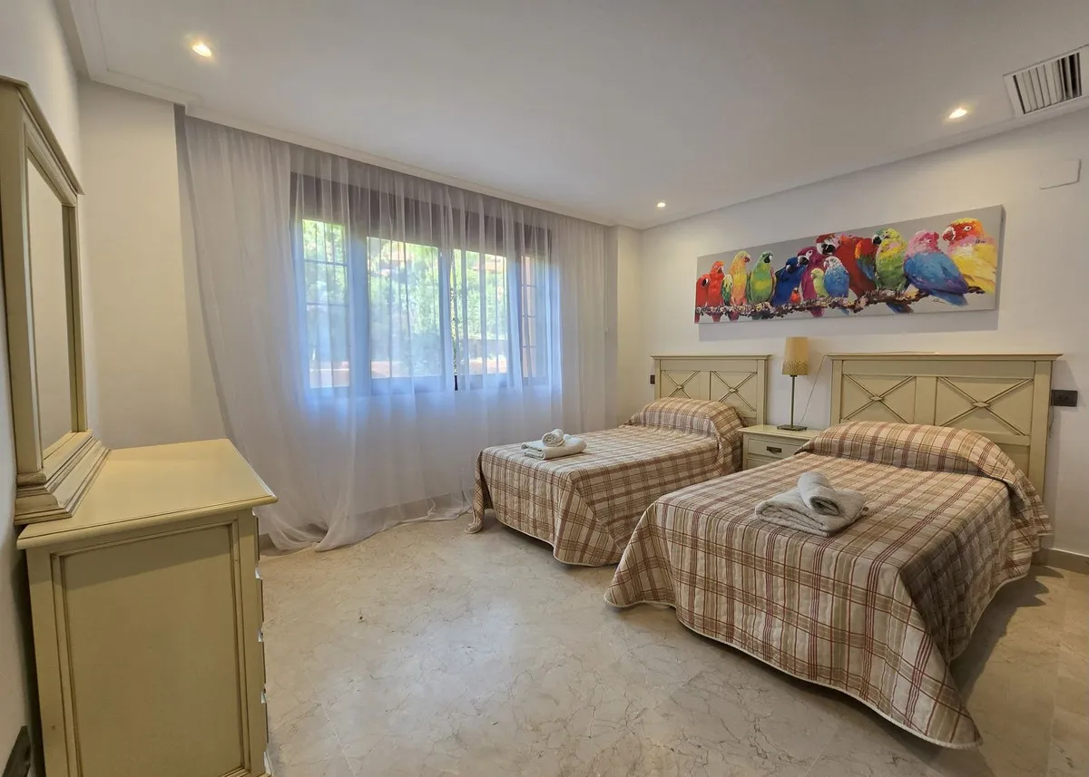 84f09df9-49cb-4a7b-96ea-791636bdc1a8