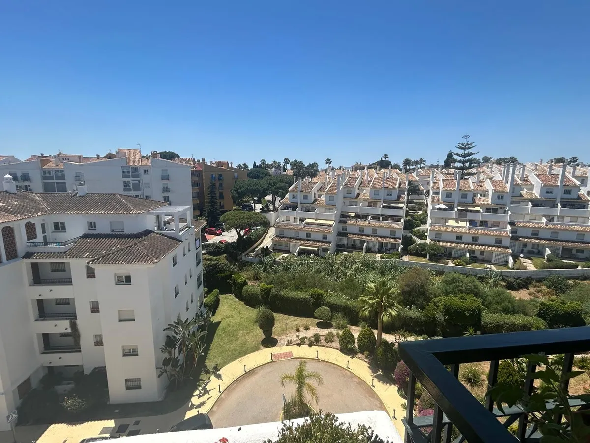 42a12571-8352-4dbe-a595-f15cacb65147