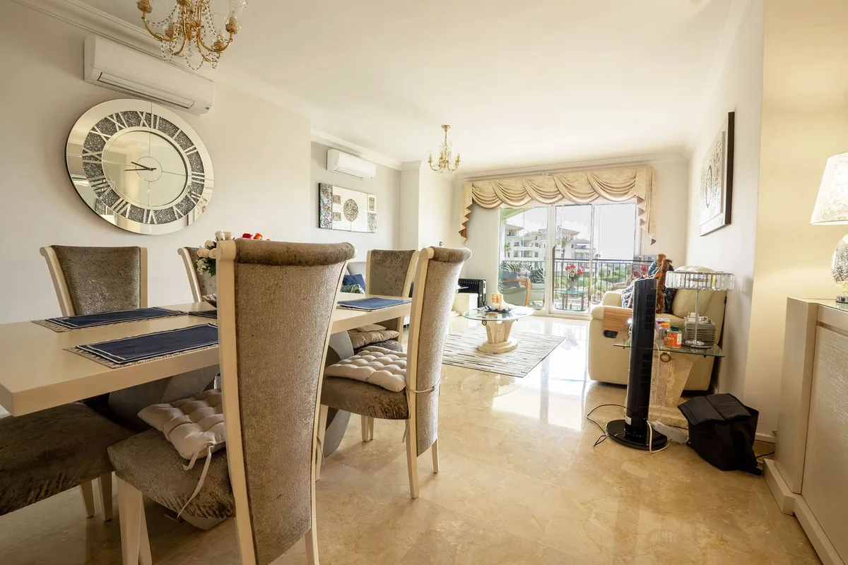 69fef079-e304-497e-ab22-90608eb64d4c