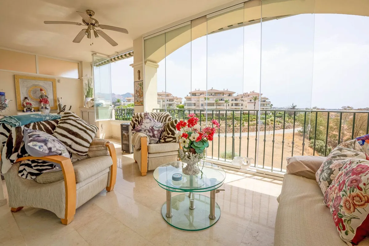 8fa438e5-6114-4b0d-b47d-d72cbd210023