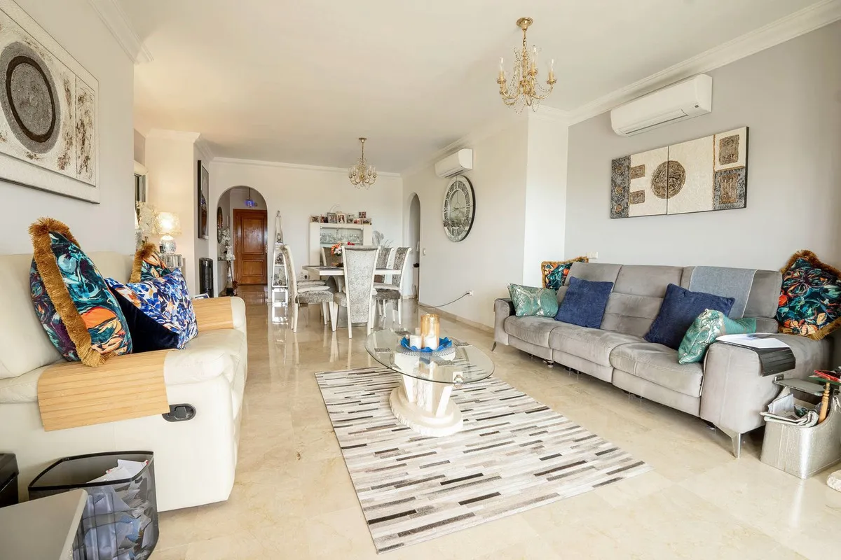 e3dc7520-c4a0-4315-b2f1-80c140e7d017