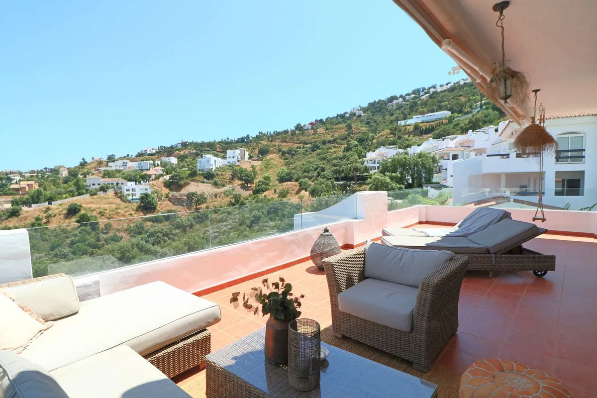 26f53dd3-379e-4be0-9b41-c2d599926dc6