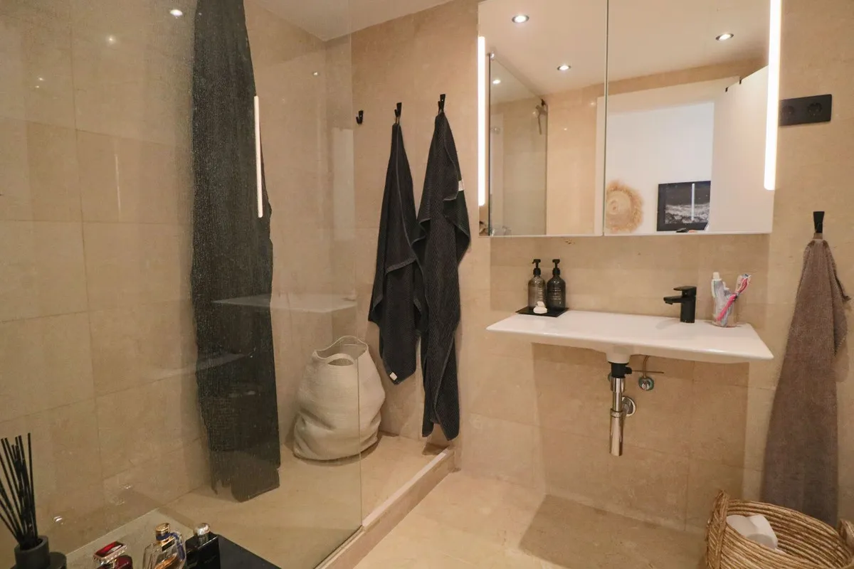 8c0b6aac-1d94-42ad-9f13-667173ccf6d2