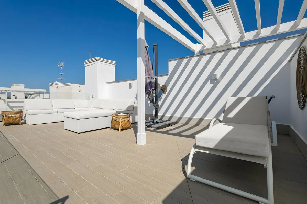 d0d6e175-b783-4ce6-b12b-7d8ecf8ef2a7