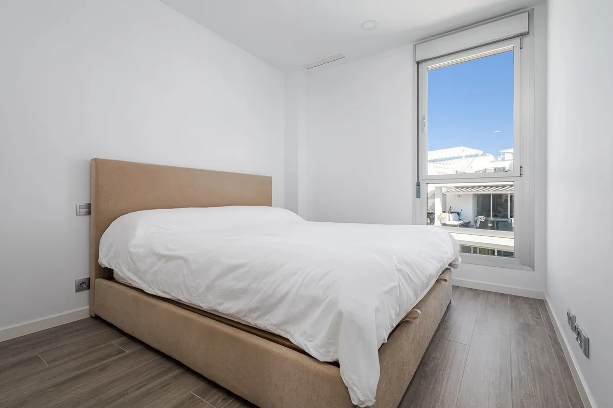 d695b90e-ba19-46d3-b503-3f3da64394bf