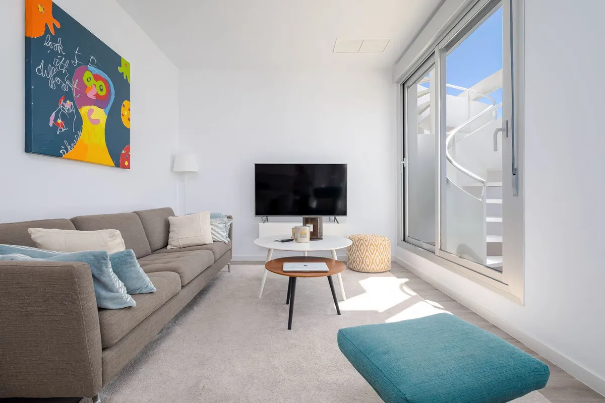 f26cb324-cdb7-4222-9cec-63d136a1b830