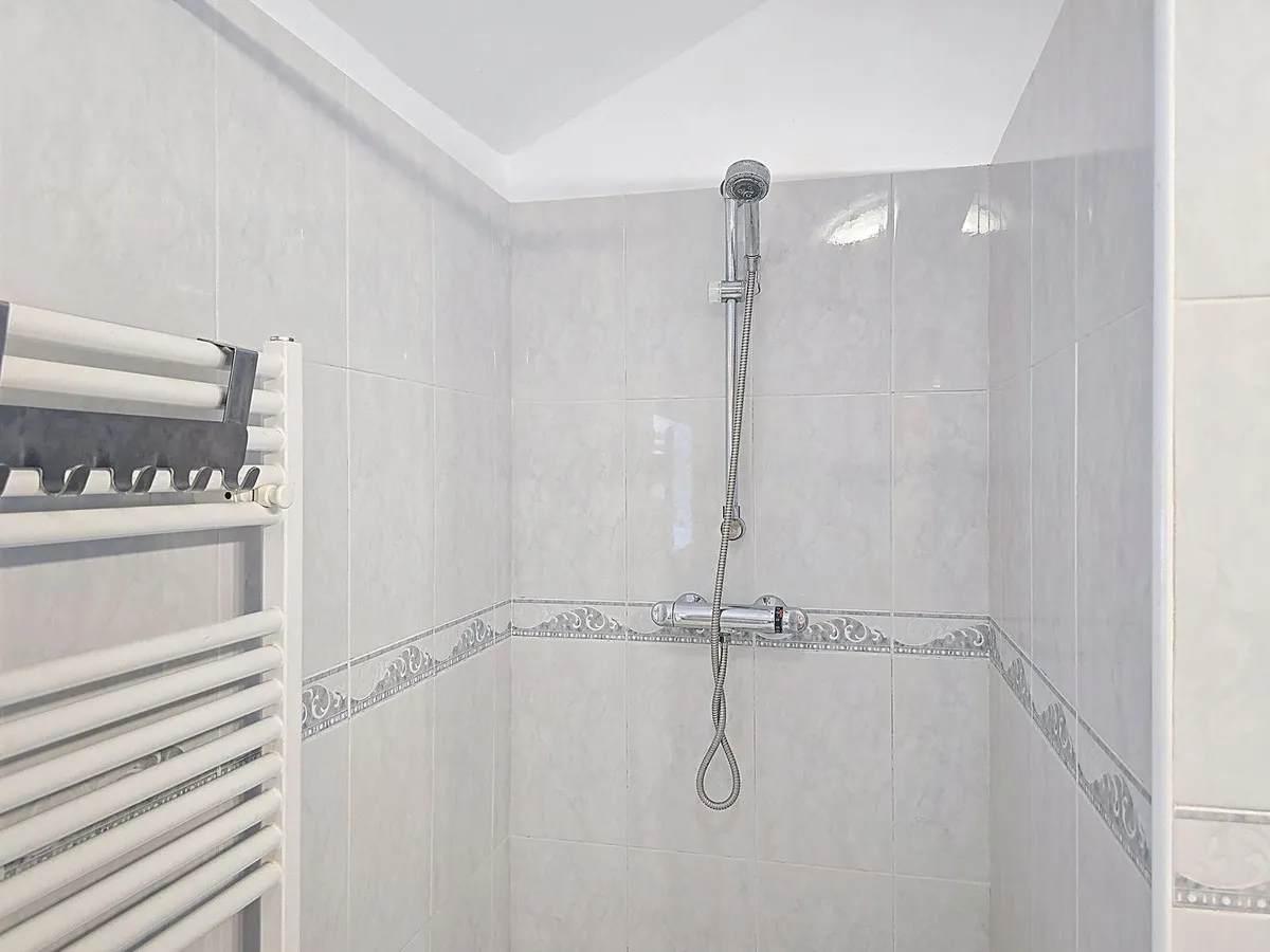 08e349c1-4be1-41d4-8309-6be2491ac1c8