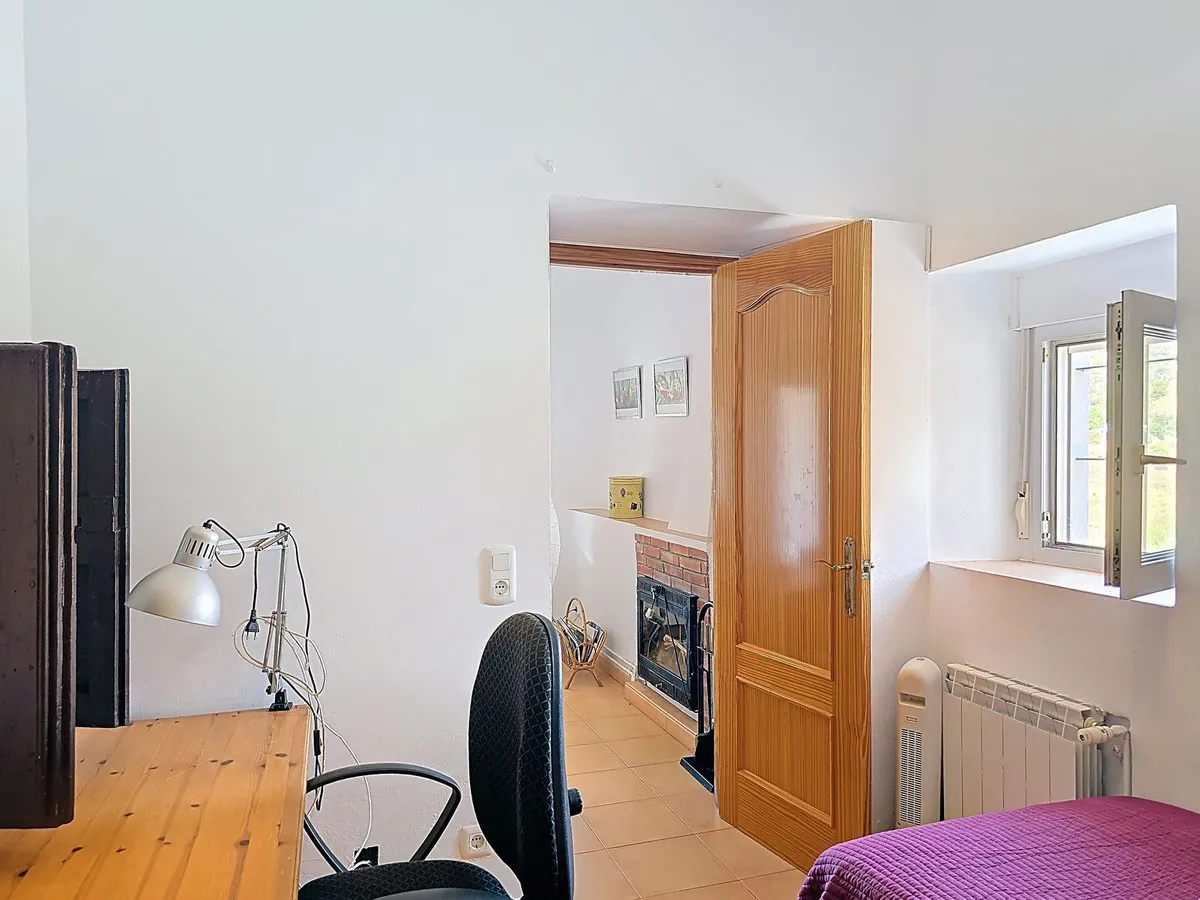 2a0a44df-5b5c-47e3-8d68-9df165f25f2c