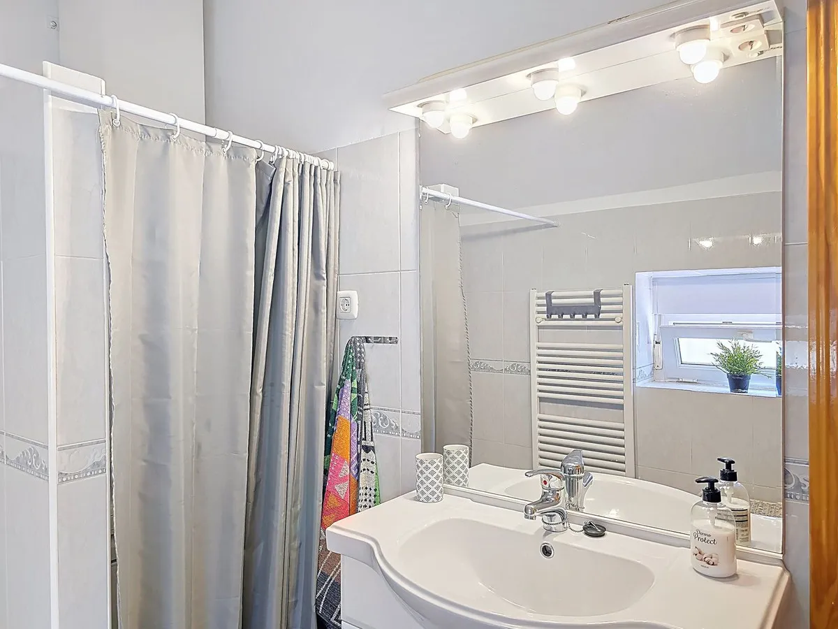 4a75b66a-eec2-4051-9964-6b18862ac4f2