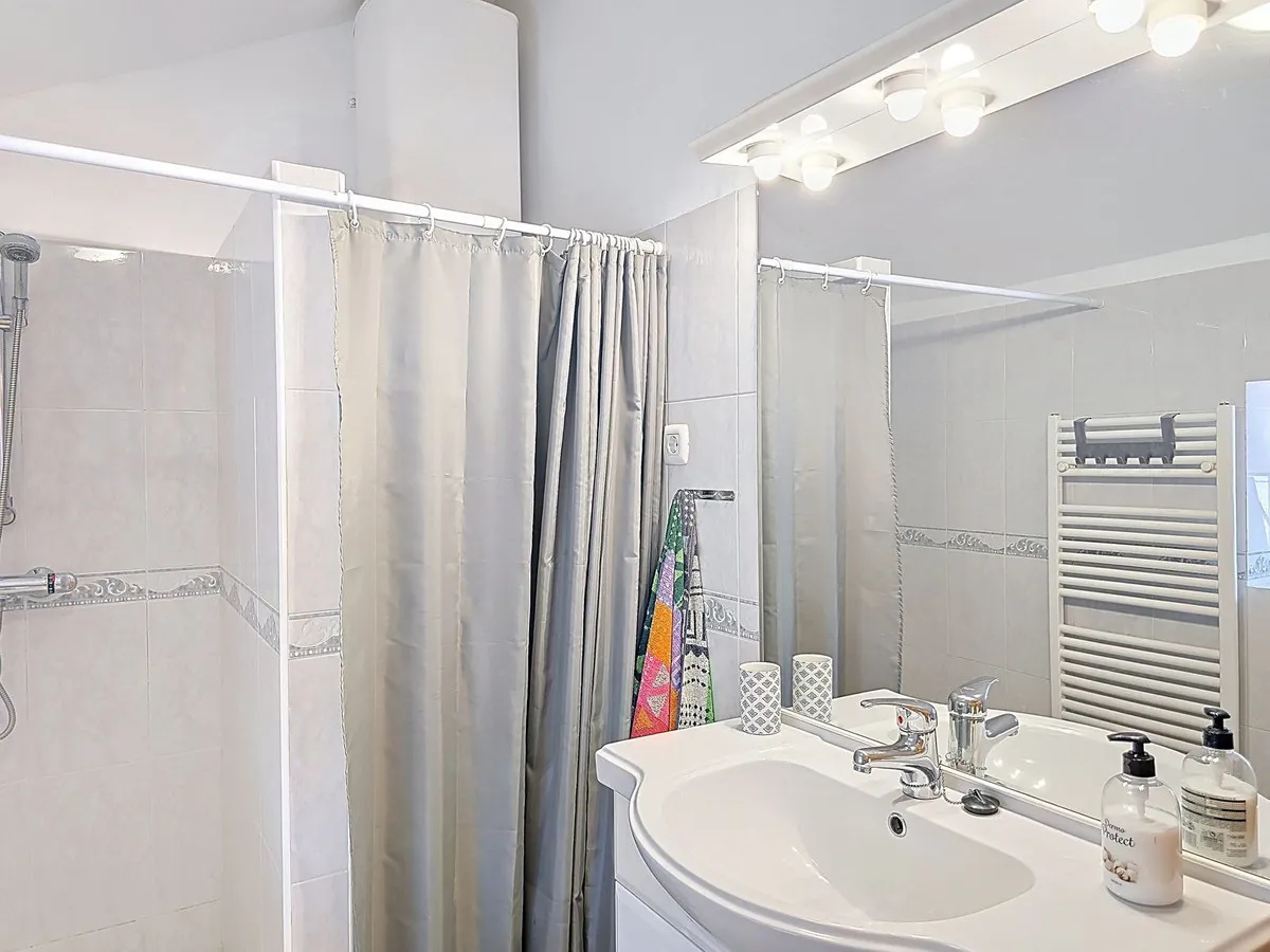 af4e4343-bf67-42e7-b5d5-95d4553bbb54