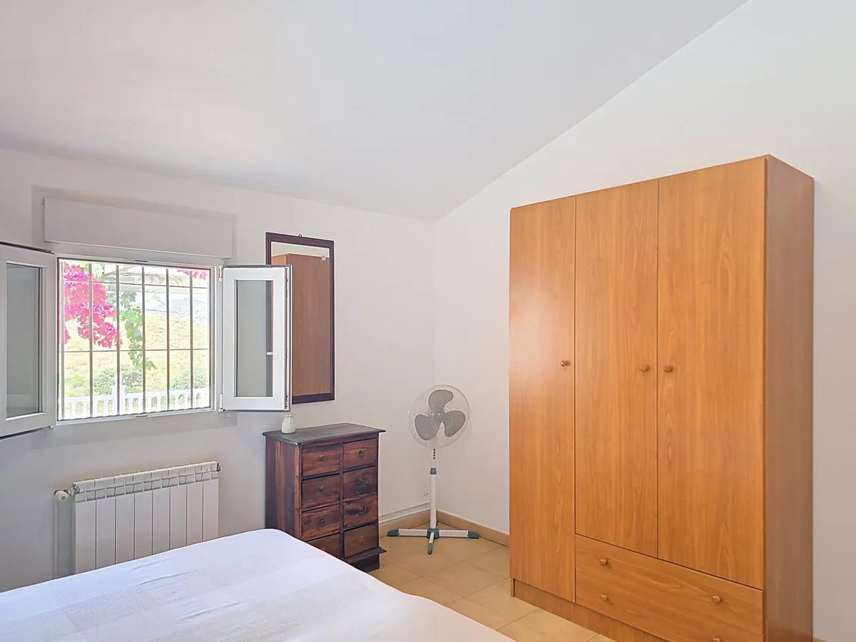 ba40e534-4763-4196-880a-dddd83f660e6