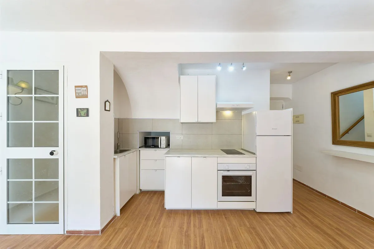 41e02bde-11da-4d88-909e-d1411b79bef2