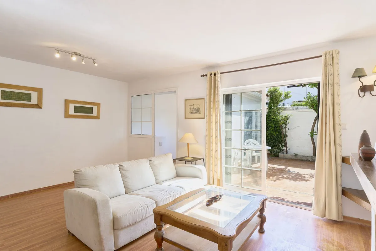 75b89ce0-791a-40ab-b285-00e9096b9d19