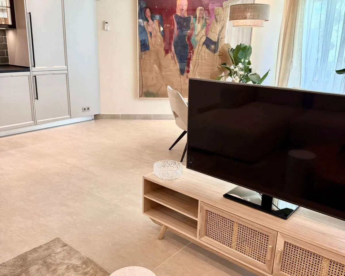 5f86e4fb-686f-4e43-917f-c747c37c3a13