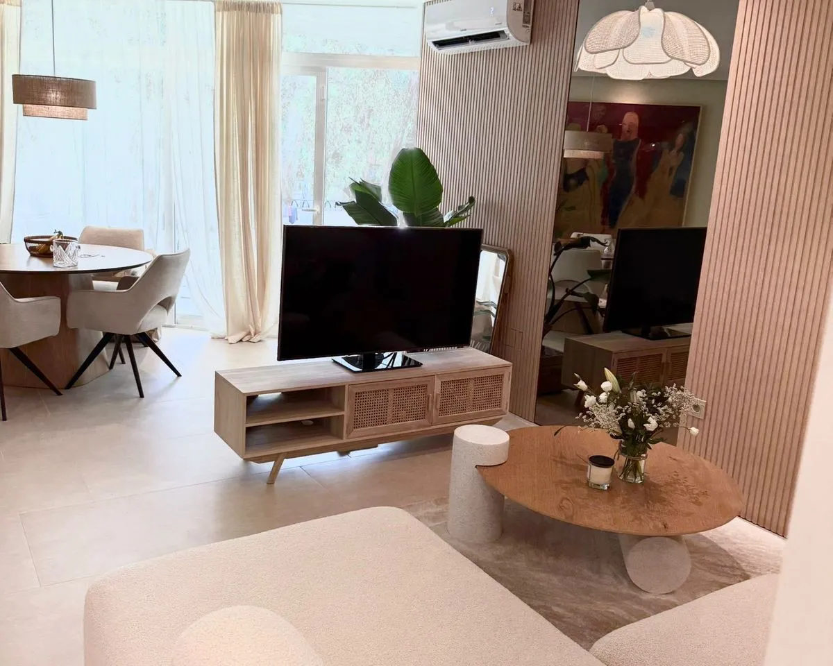 8eb25373-91be-49e7-abd8-6c6afa457bfb