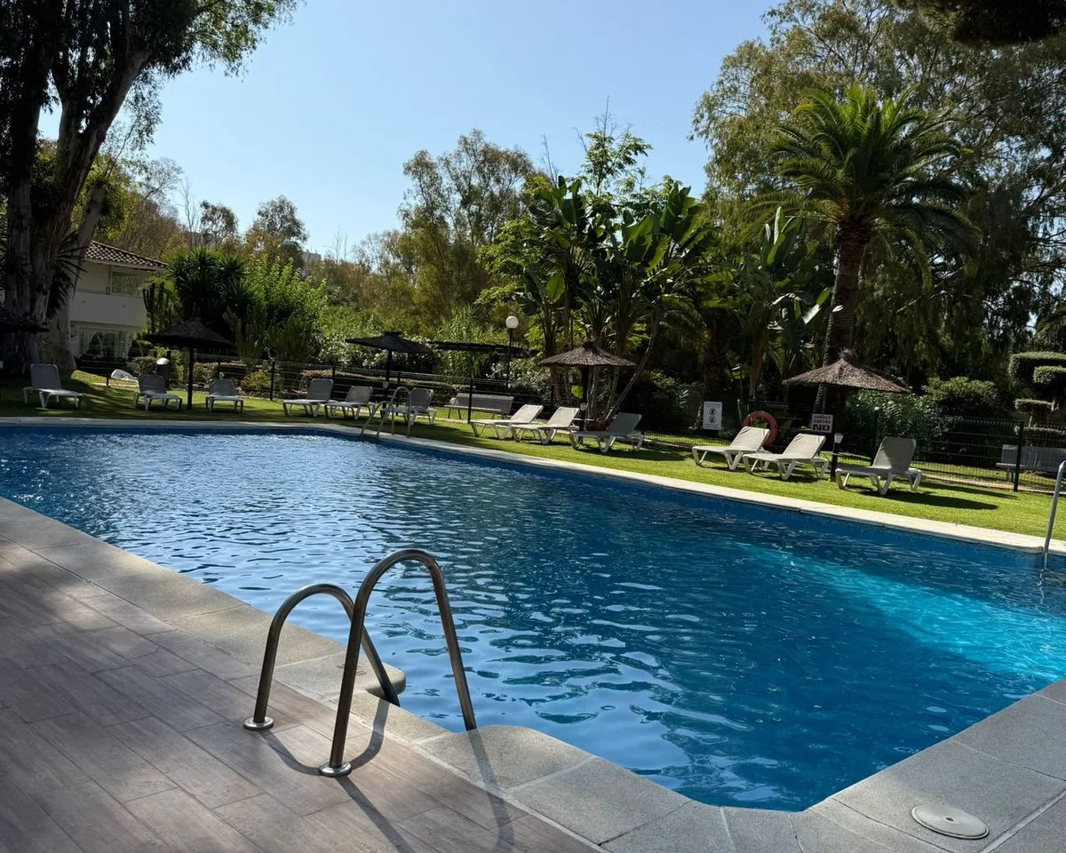 afe2cb93-7d4c-4a3d-919c-ad041c9203d6