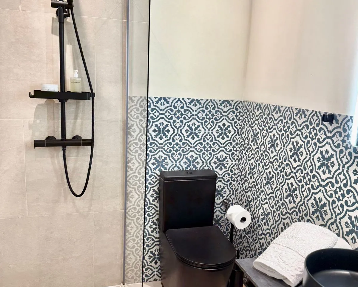 c044c81a-420b-4b89-babb-453395ef27dd