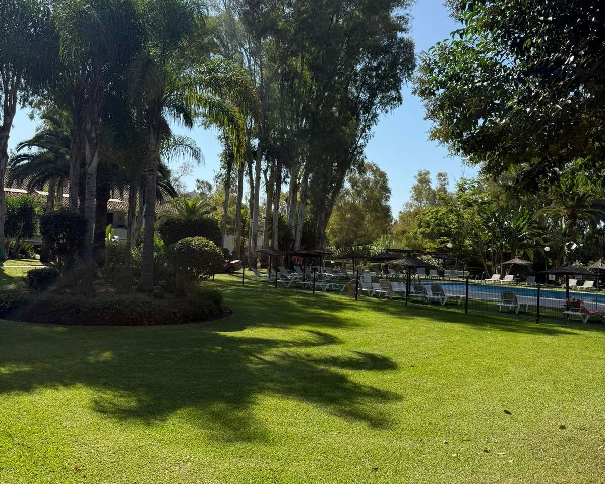 e3797394-2e72-4b0f-a9d2-4e6ffebf7e5d