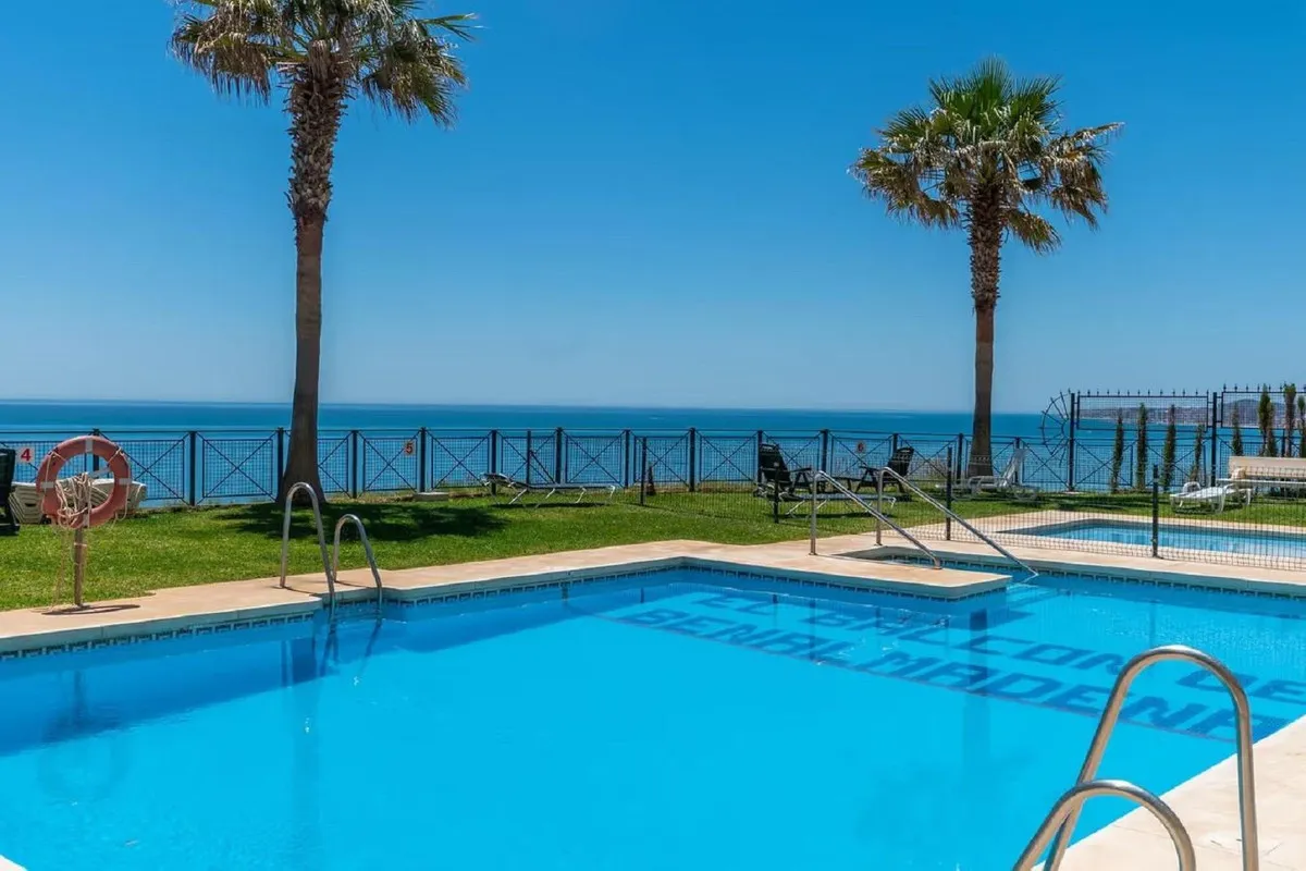 11923e50-f4ce-474a-8571-6a8581fd0b9f