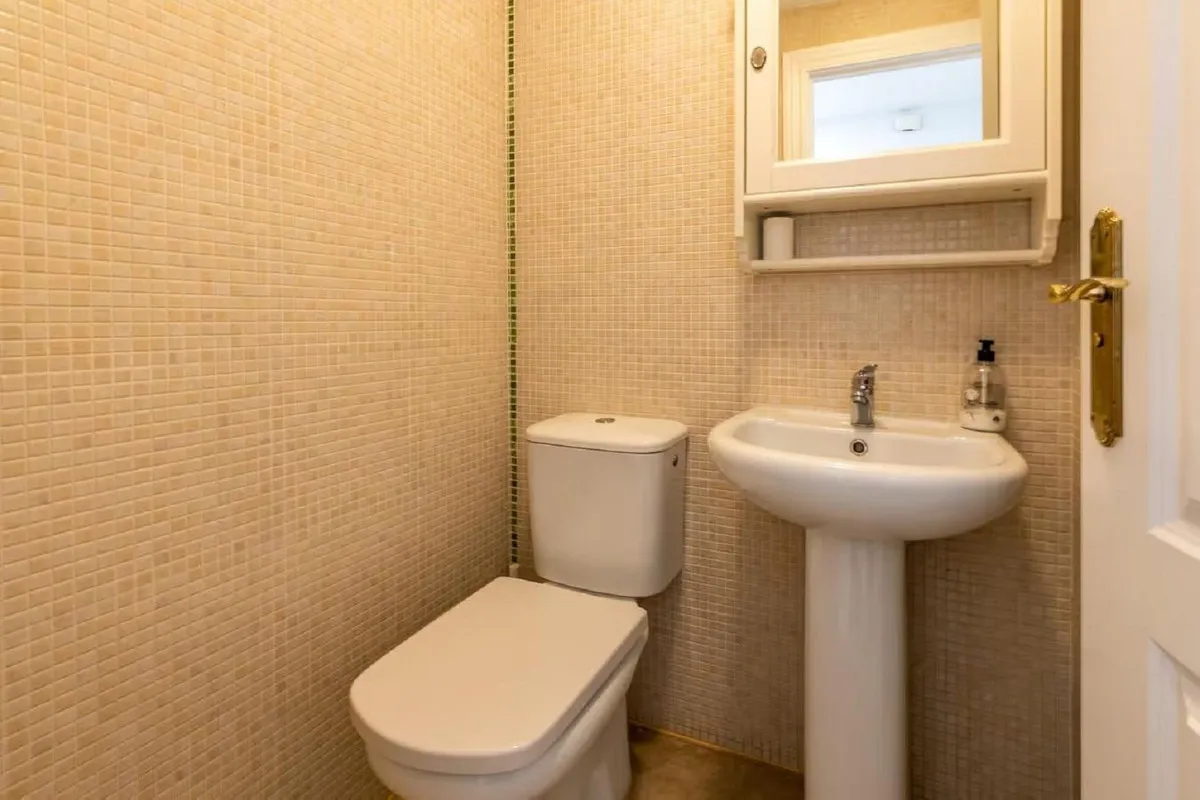 db8a1dd9-9533-4114-95e8-b9f8e0e736b2