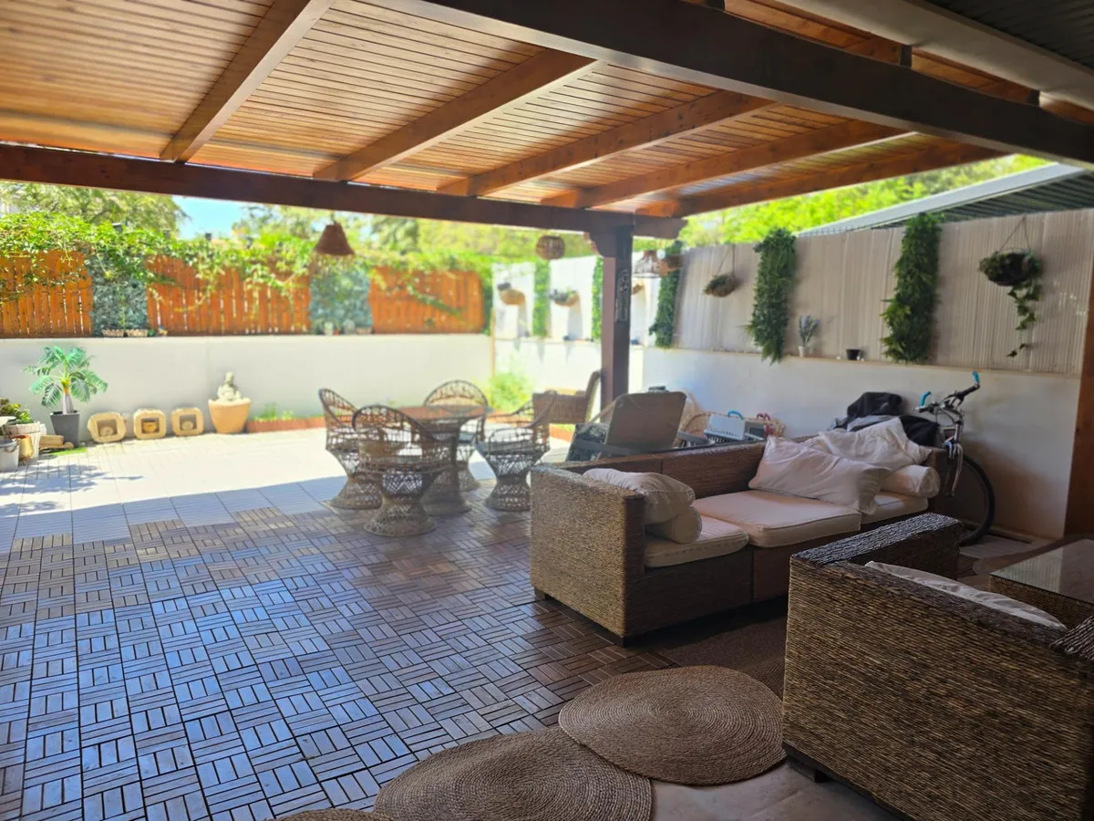 6ec9cd7c-56e2-4d13-ae2d-1fc1e6ba05d7