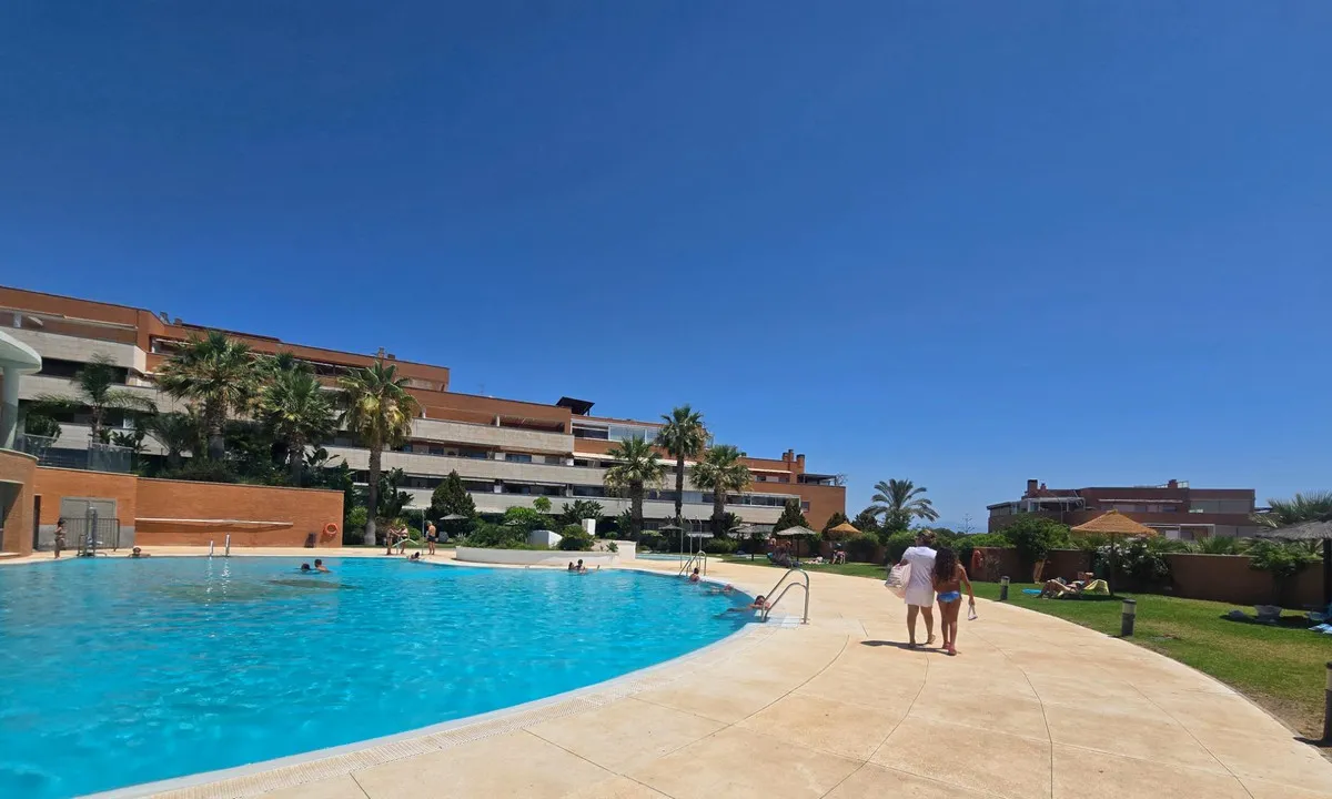 bf6fd104-4f67-4584-a899-e5591e07c26d