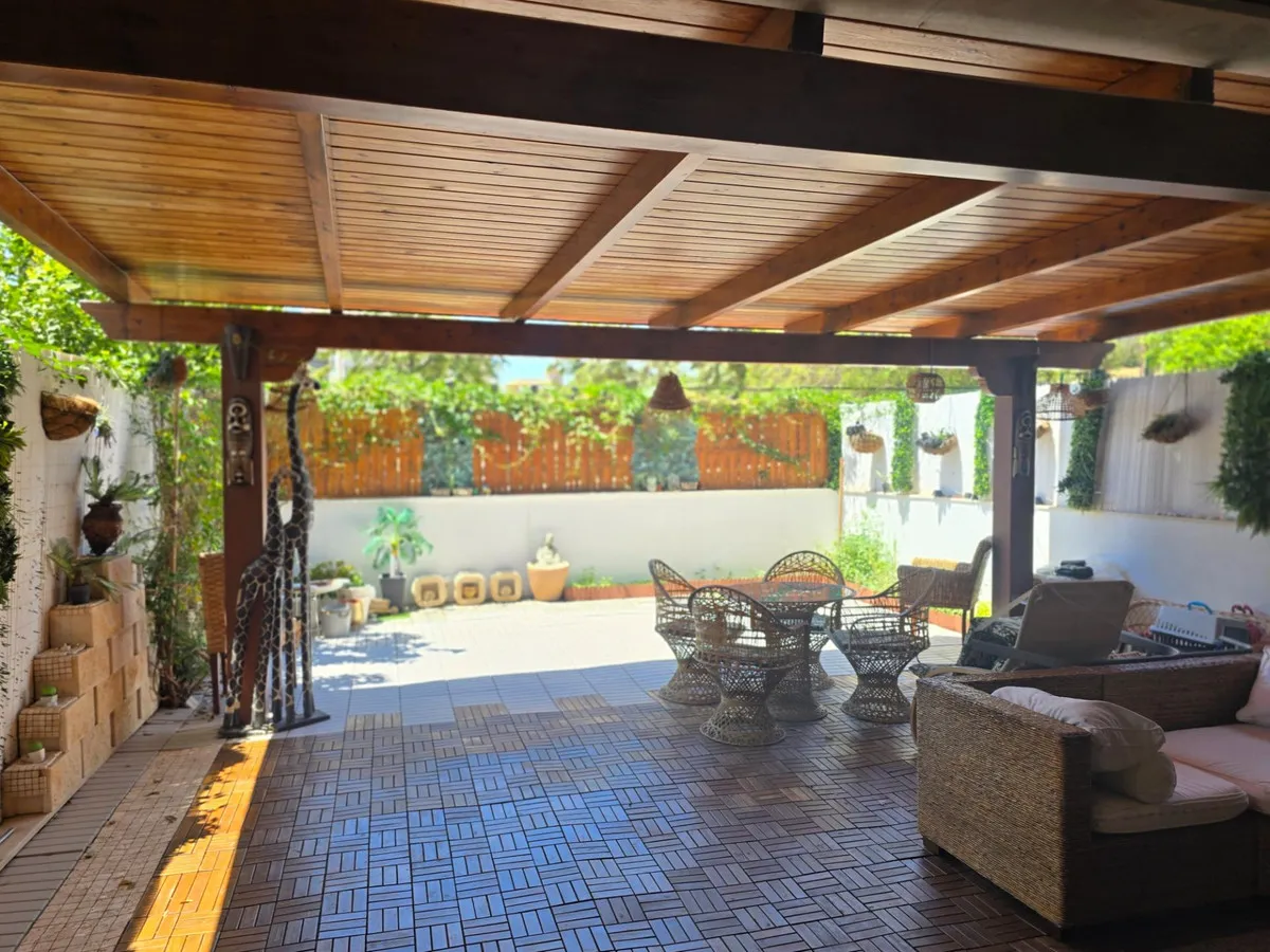 d639490a-af14-4d7c-8d1d-472728411601