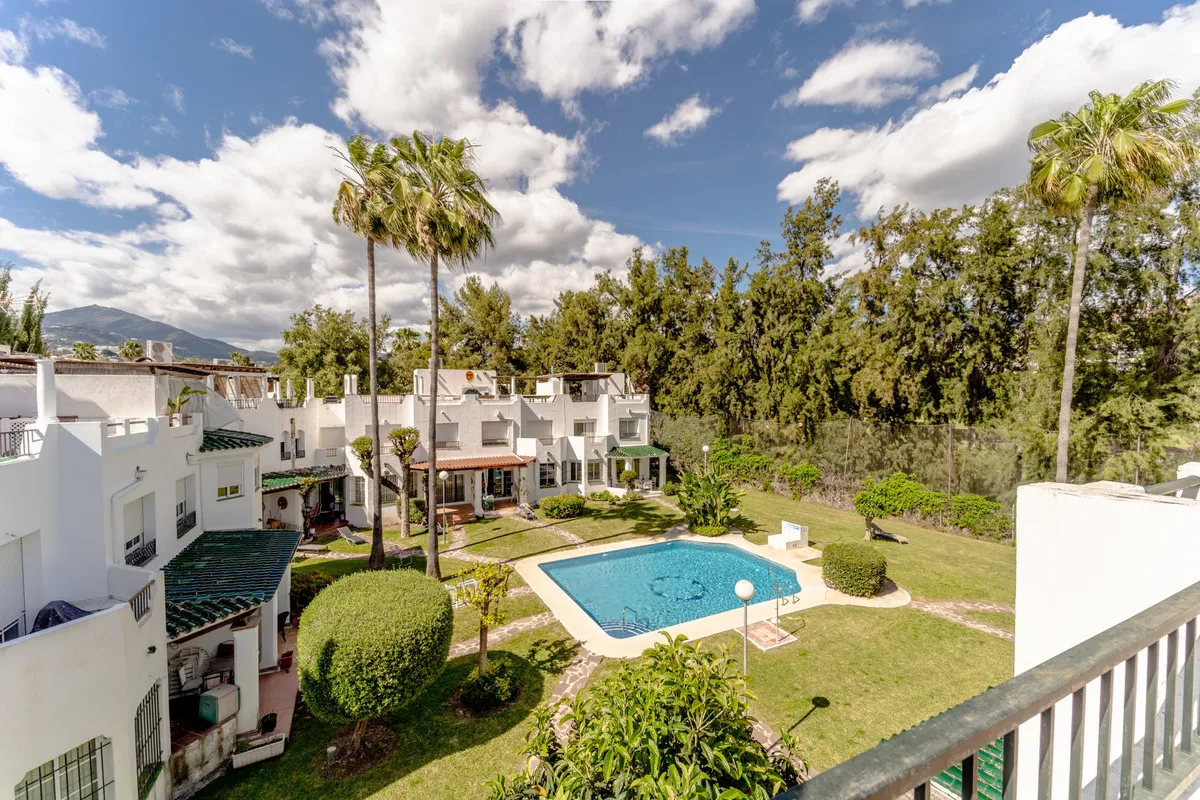 d3b7c401-bed0-4c26-bb2d-c998c44e906c