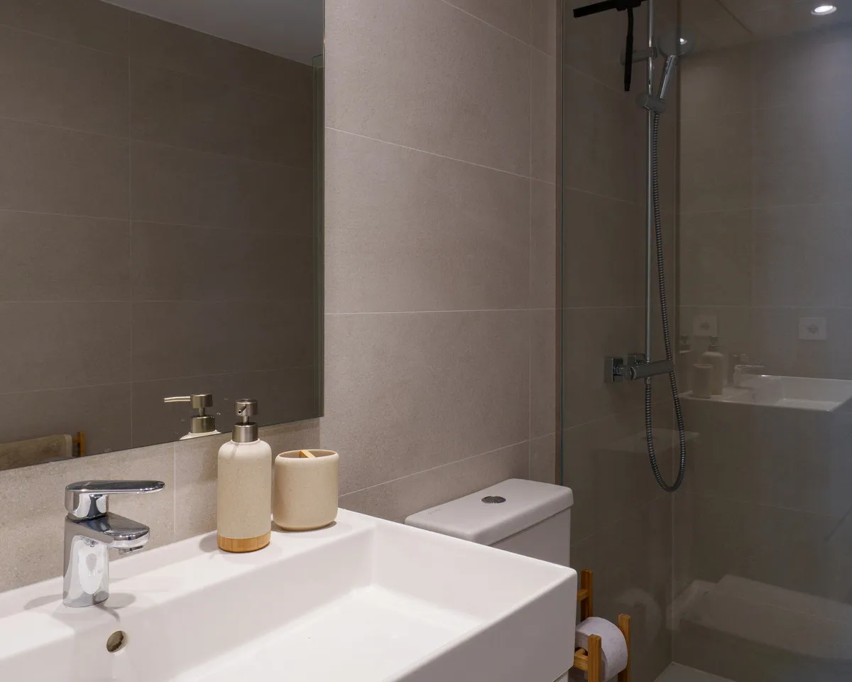 5c3a92ec-1236-485e-afa2-3dfb1d164374