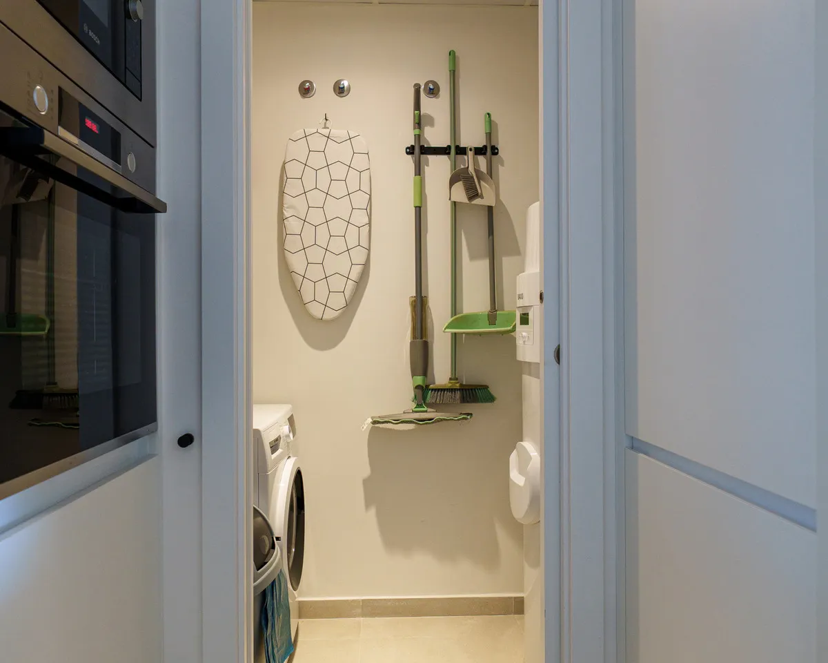 68df9a20-6962-439b-869f-2ac5beb7982a