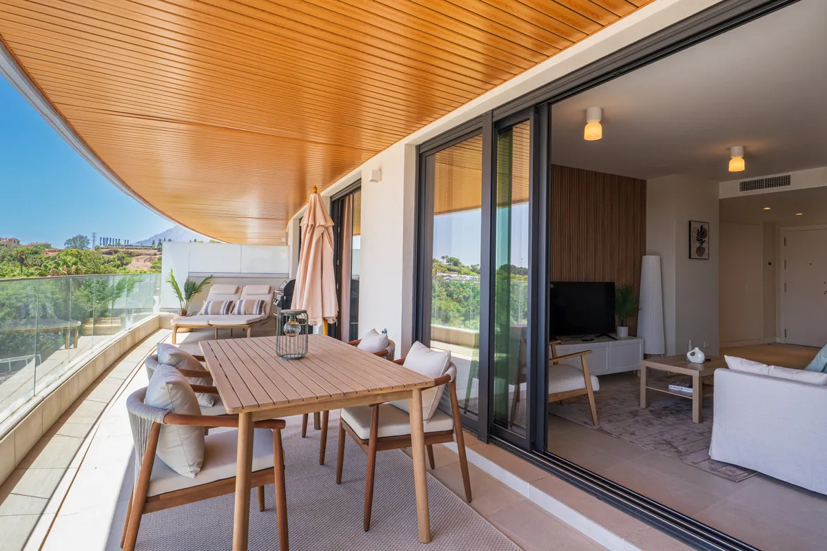 6a8bdca7-cfba-408d-bc1d-0d4769190af8