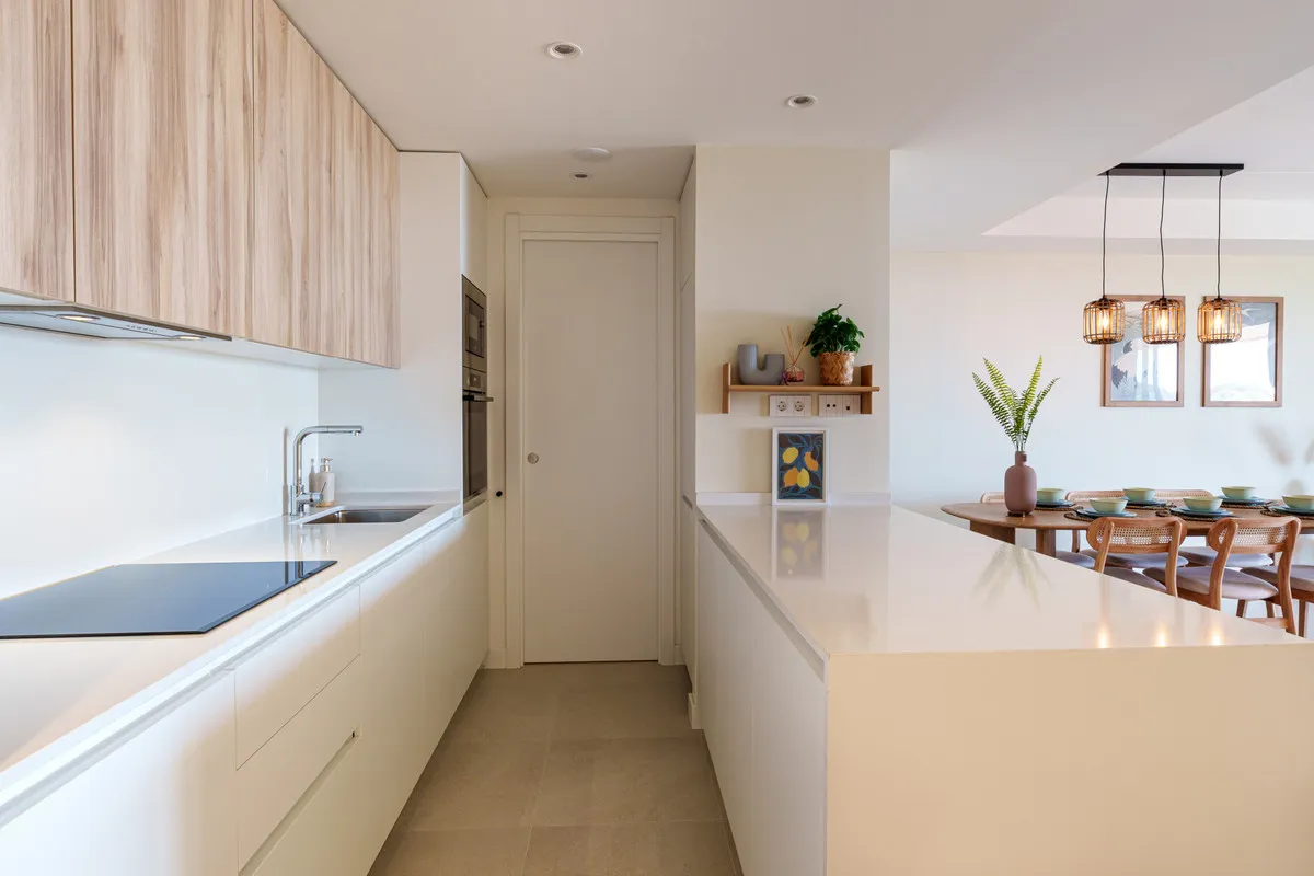 8ecef4a7-cb25-402e-b0d8-a27711d4787e