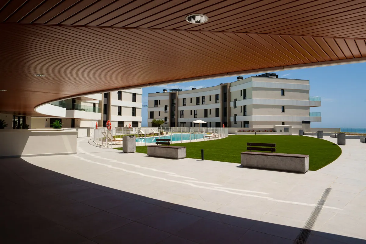 c4e21c0c-97aa-4d41-9157-fd929258206b