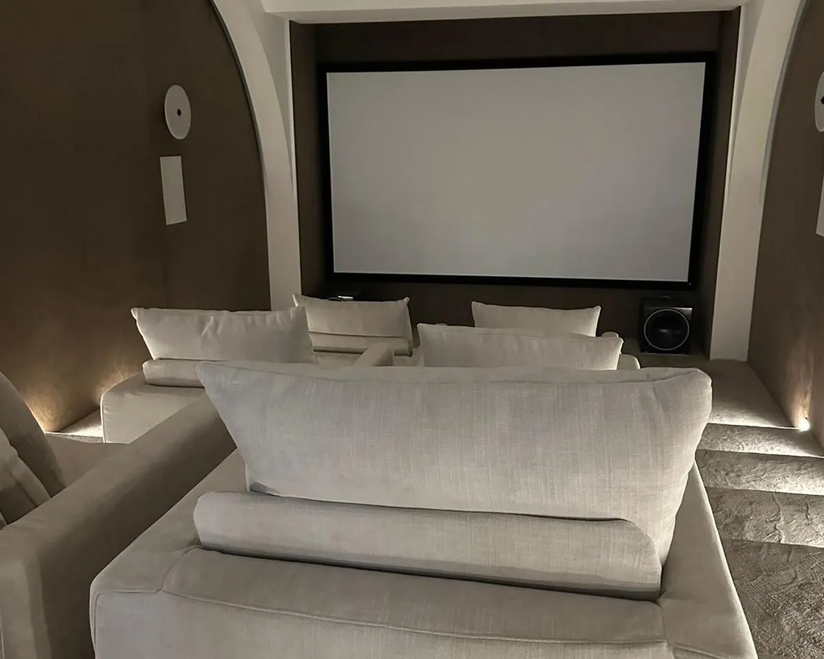 640f8733-1fa4-4455-a989-b99b6324f2a7